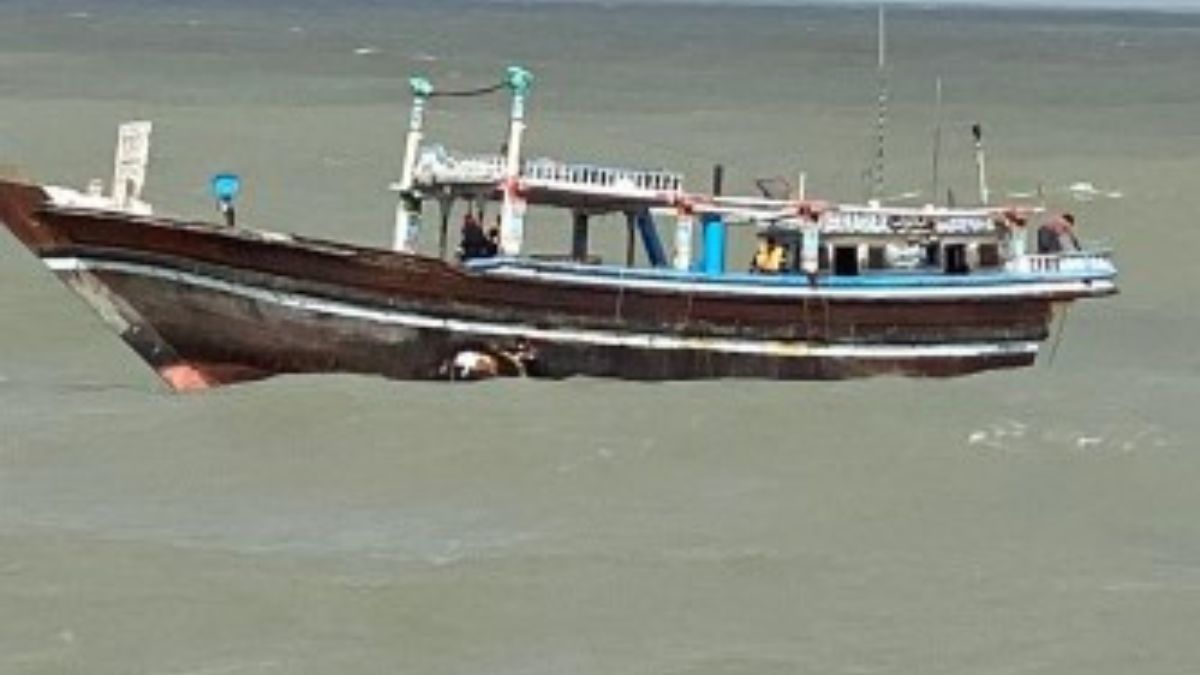 गुजरात के समुद्र से करोड़ों रुपए का ड्रग्स बरामद, BSF और कच्छ पुलिस का संयुक्त ऑपरेशन गुजरात के समुद्र से करोड़ों रुपए का ड्रग्स बरामद, BSF और कच्छ पुलिस का संयुक्त ऑपरेशन