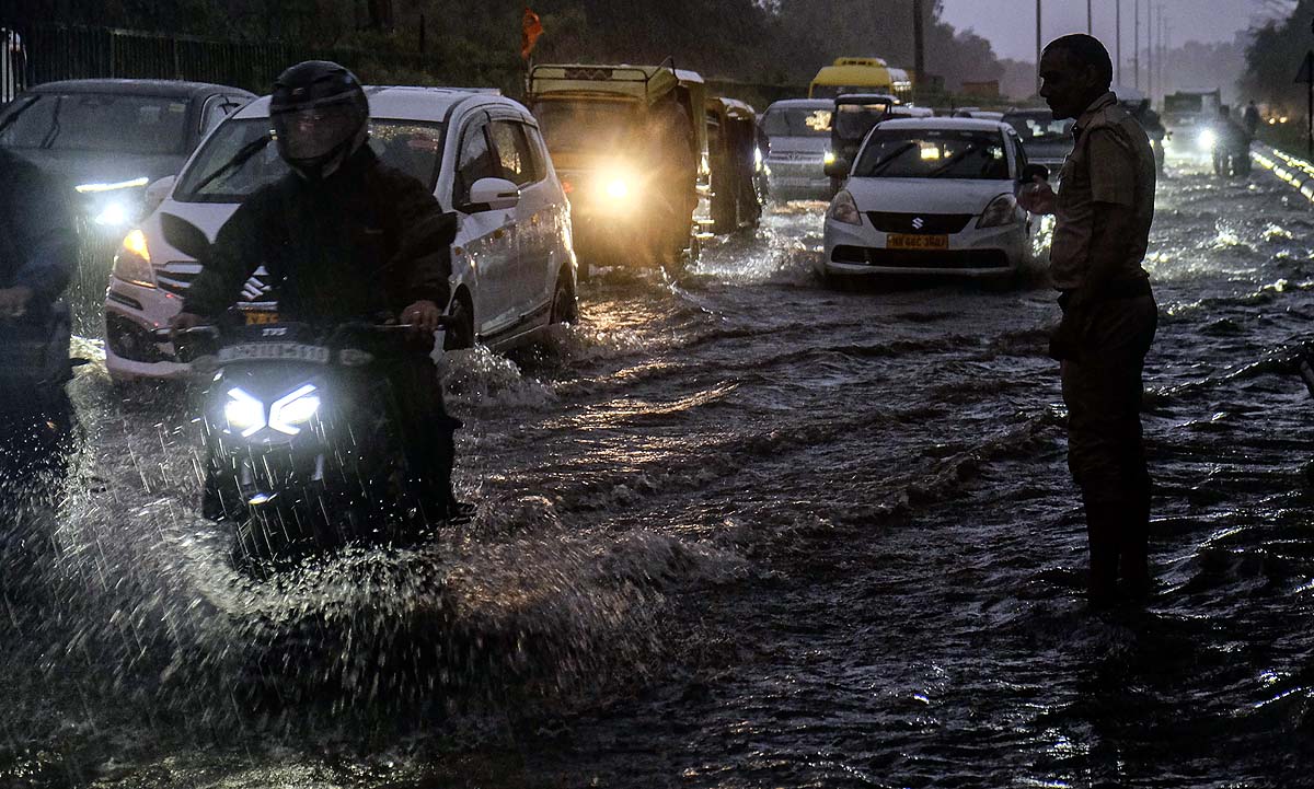 gurugram swimming pool flood