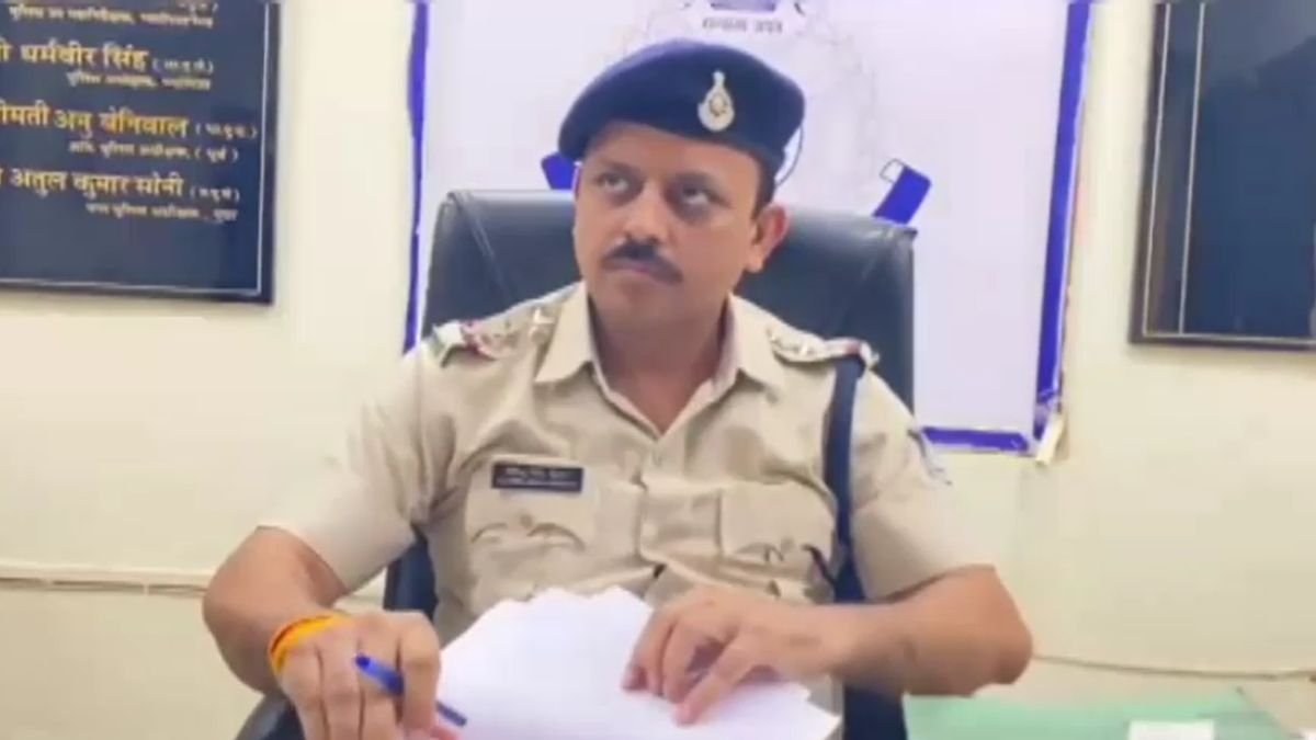 Gwalior Cyber Fraud Fake Trading App Scam Man Loses Rs 36 Lakh Gwalior Cyber Fraud Fake Trading App Scam Man Loses Rs 36 Lakh