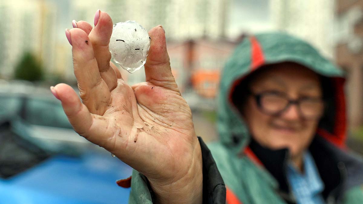 large hailstones large hailstones