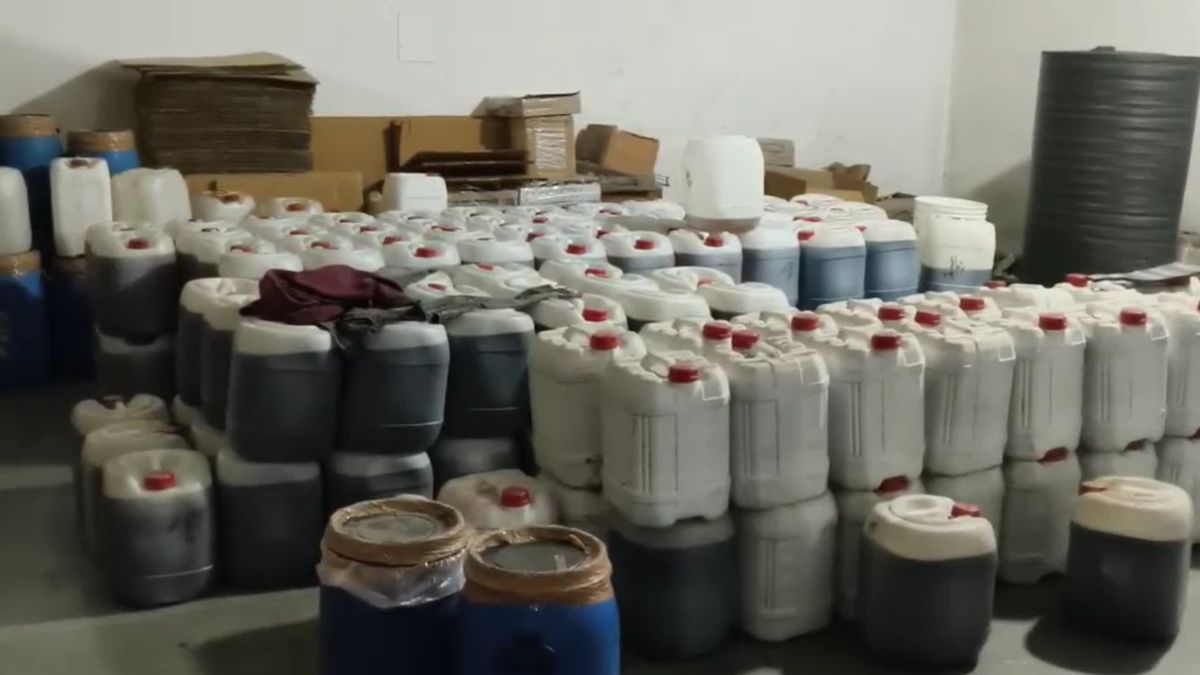 500 ड्रम, 140 क्विंटल वजन और लोडेड ट्रक… आंध्र प्रदेश भेजी जा रही नकली शहद की खेप में क्या मिला था?