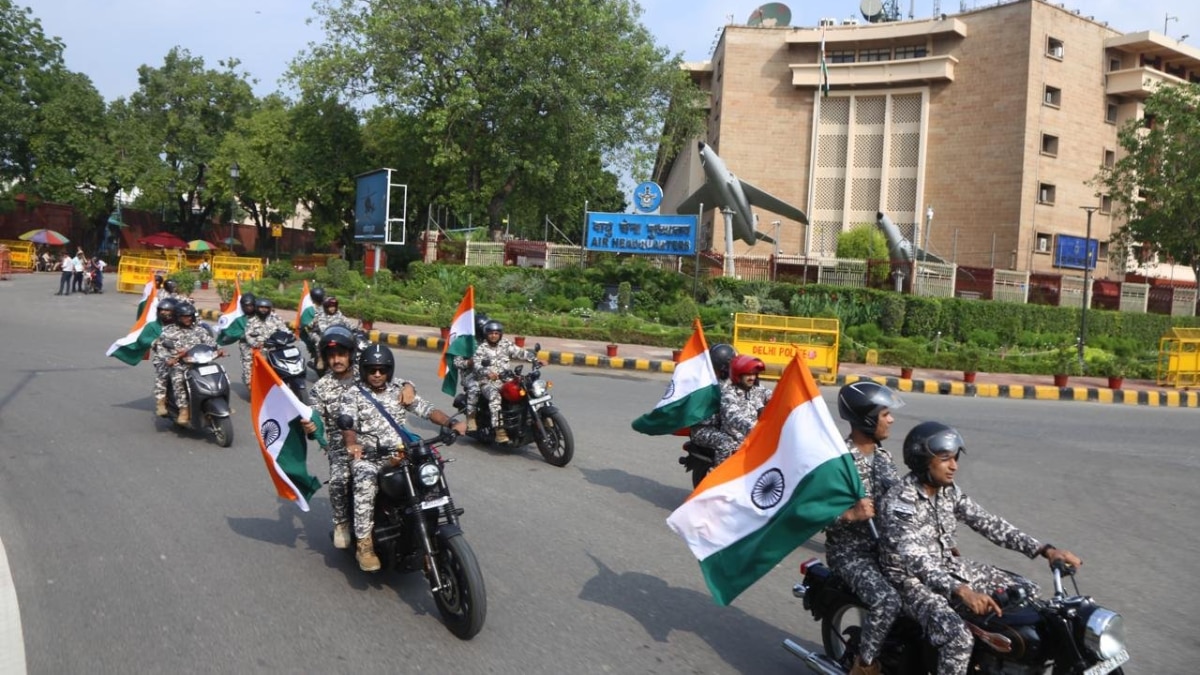 Tiranga bike rally