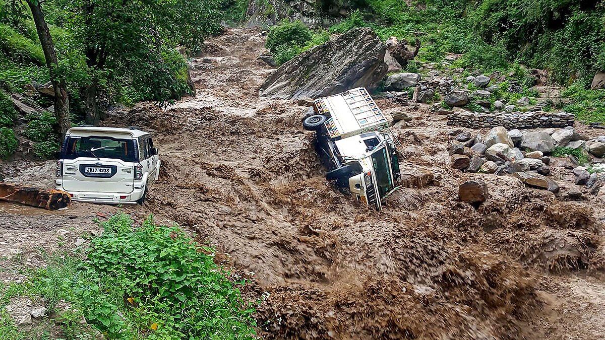 India natural disasters