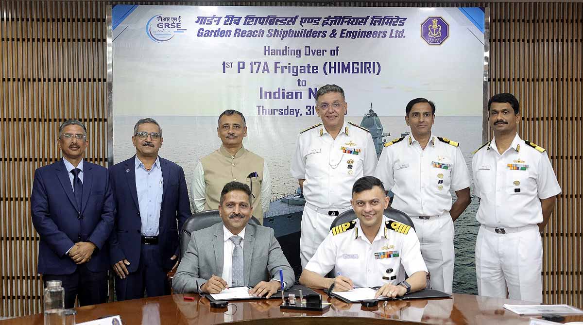 indian navy frigate himgiri