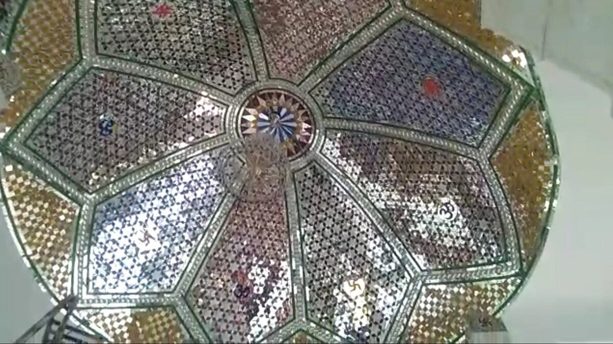 husband built Radha Krishna temple in memory of wife 3