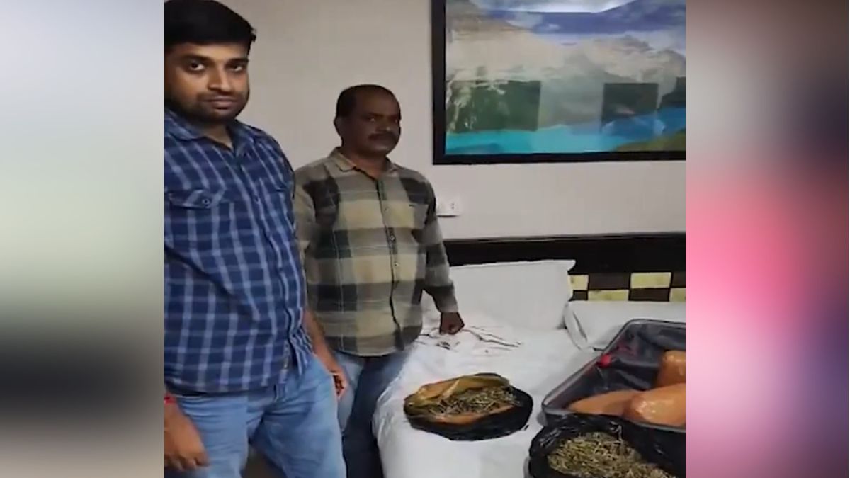 Hyderabad Hotel Room Secret Business 17 Kg Ganja Seized Hyderabad Hotel Room Secret Business 17 Kg Ganja Seized