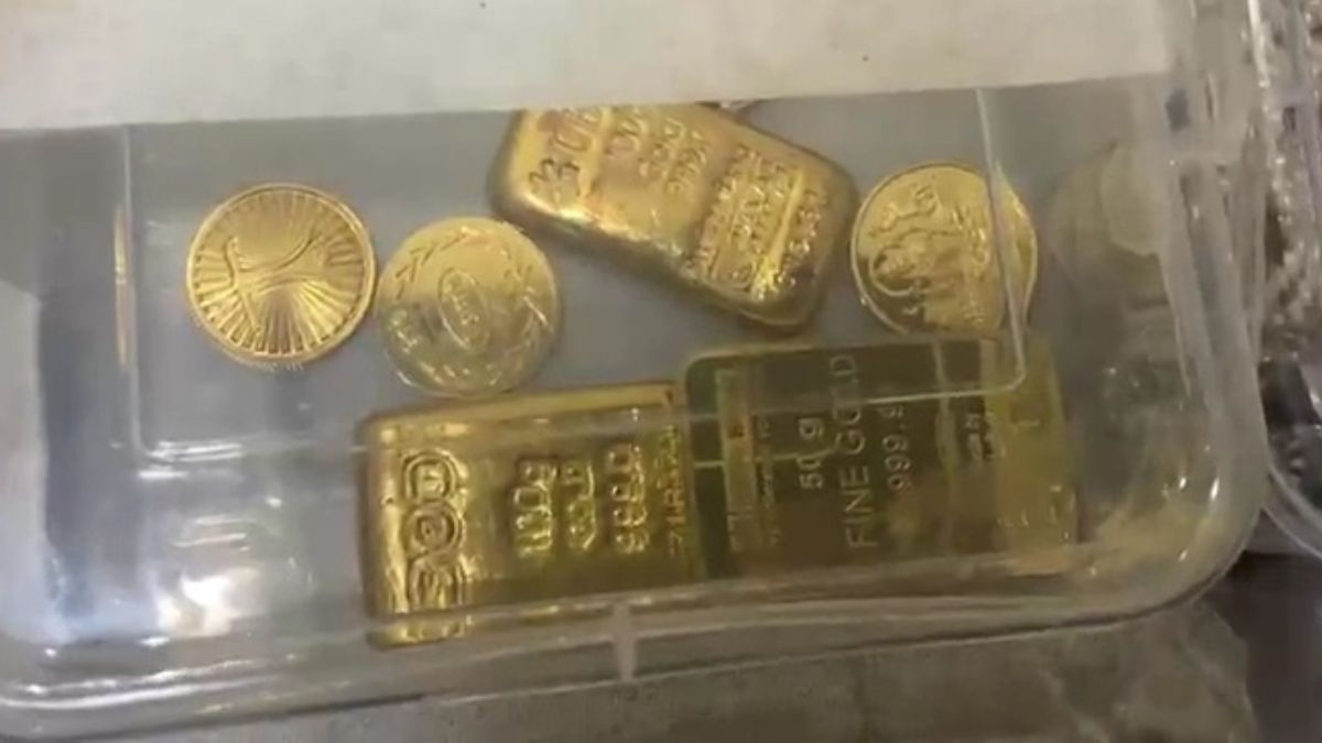 hyderabad villa from missing idol chain to rs 12 crore locker theft full story hyderabad villa from missing idol chain to rs 12 crore locker theft full story
