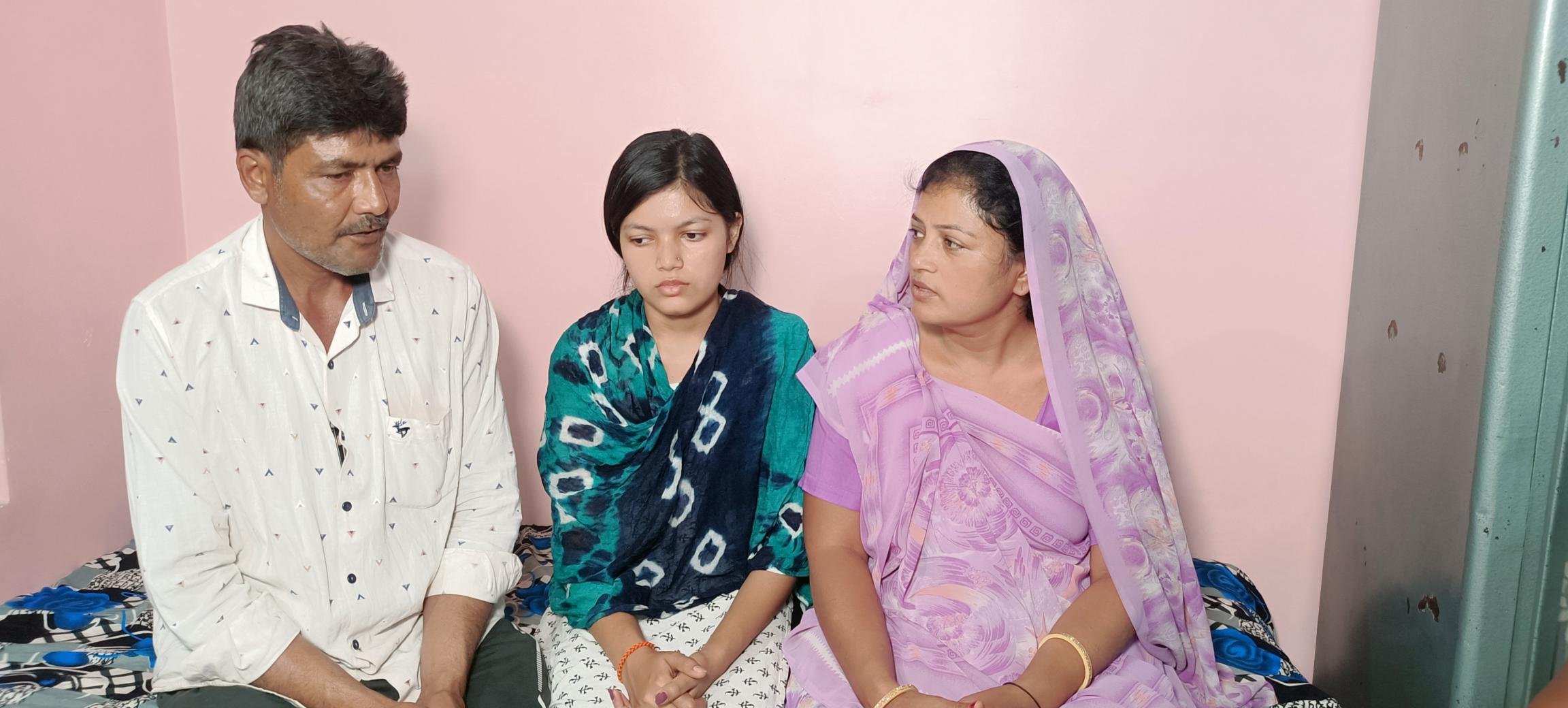 दर्शन सोलंकी का परिवार