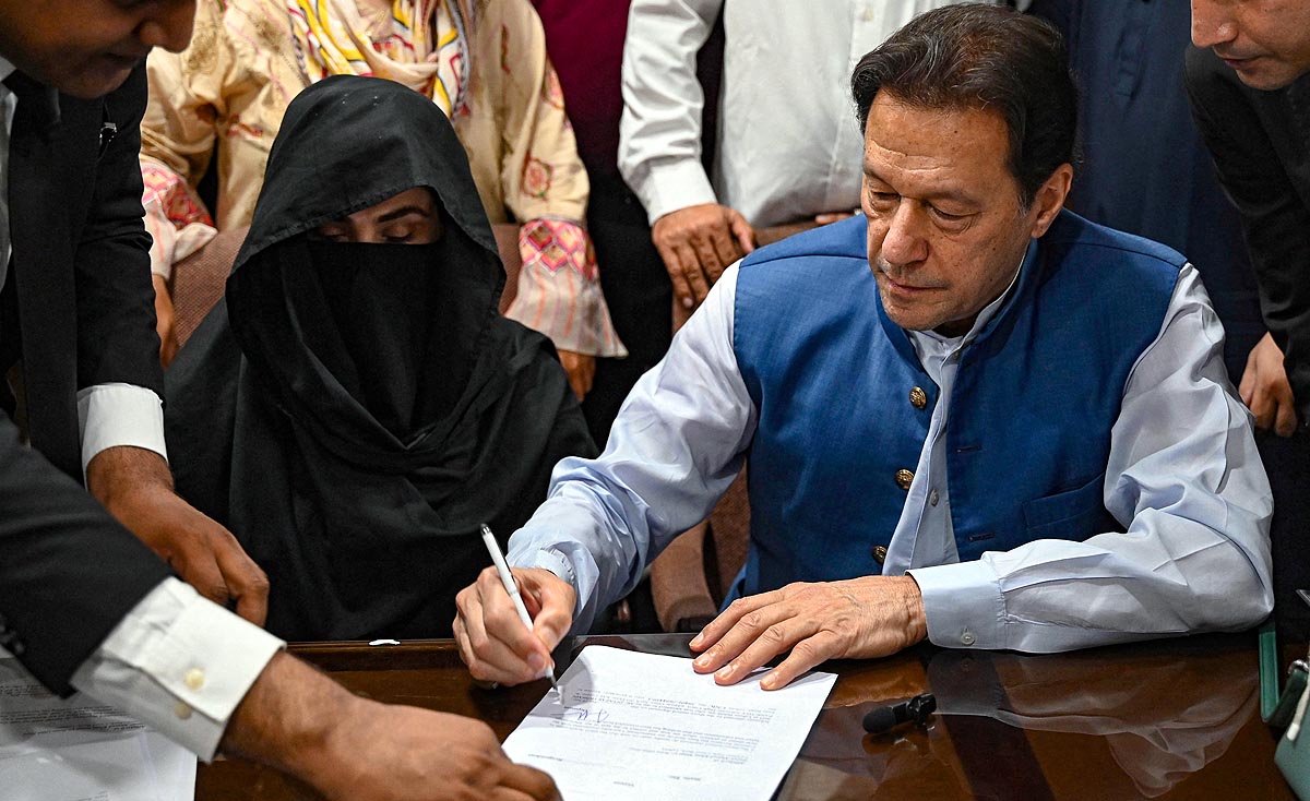 Imran Khan-Asim Munir enmity Imran Khan-Asim Munir enmity