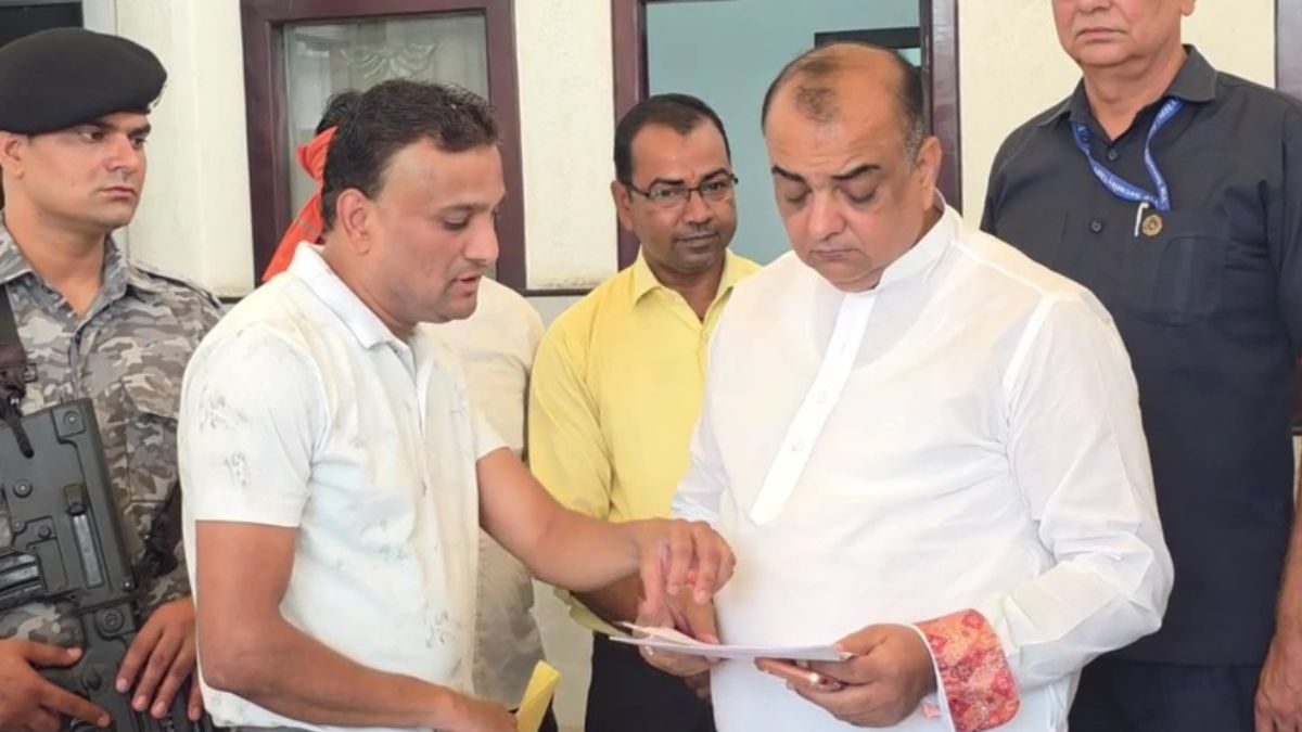 Income Tax notice to Azam Khan Jauhar Trust complainant alleges misuse of government funds Income Tax notice to Azam Khan Jauhar Trust complainant alleges misuse of government funds