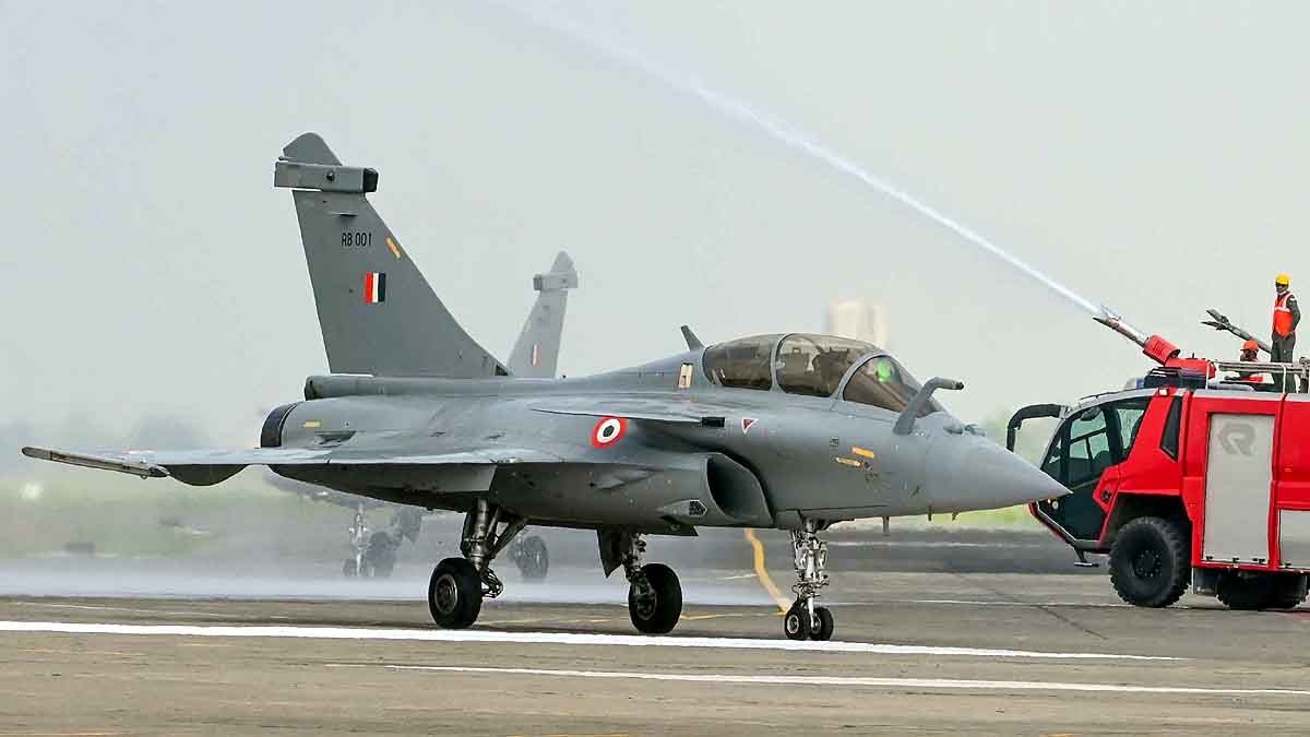  Dassault ties tata Rafale Fuselage