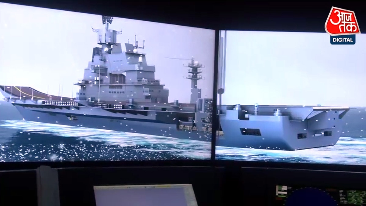 PNS Hunain PNS Hunain