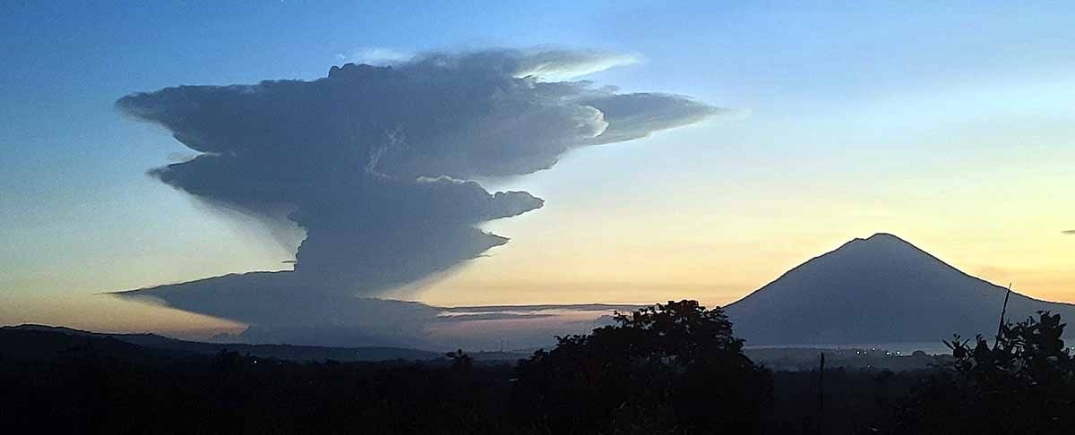 Mount Lewotobi Laki-Laki indonesia volcano
