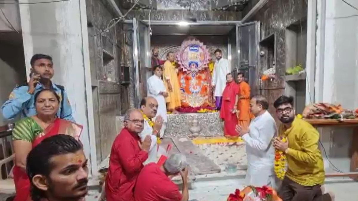 indore khajrana ganesh temple 40 inch giant rakhi raksha bandhan