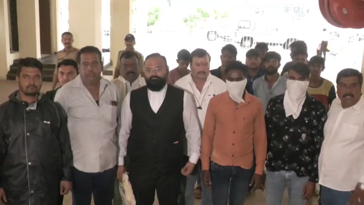 Indore muslim woman marries hindu man Indore muslim woman marries hindu man