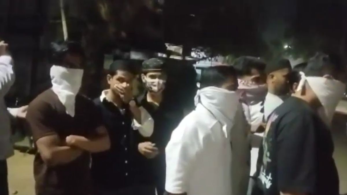 indore toxic gas leak raoji bazaar panic indore toxic gas leak raoji bazaar panic