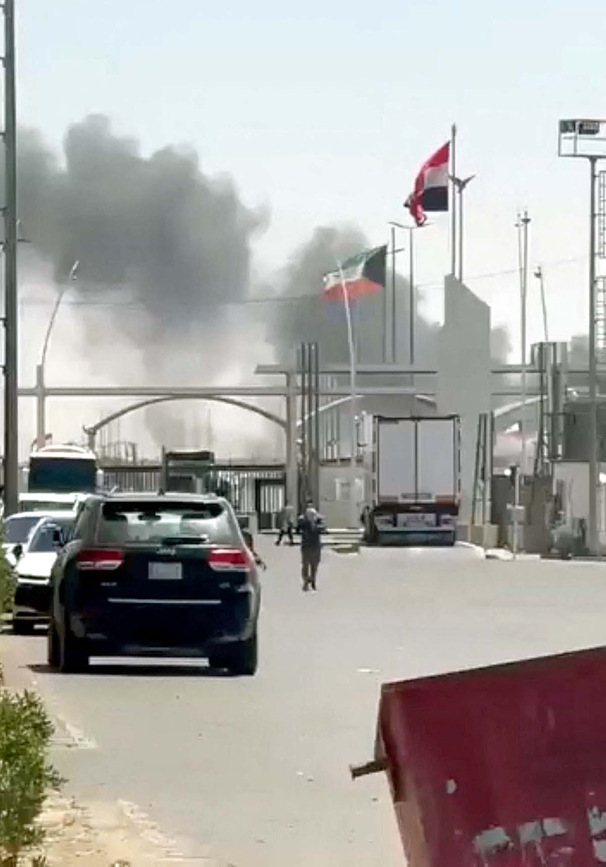 Kuwait-Iraq Border Kuwait-Iraq Border