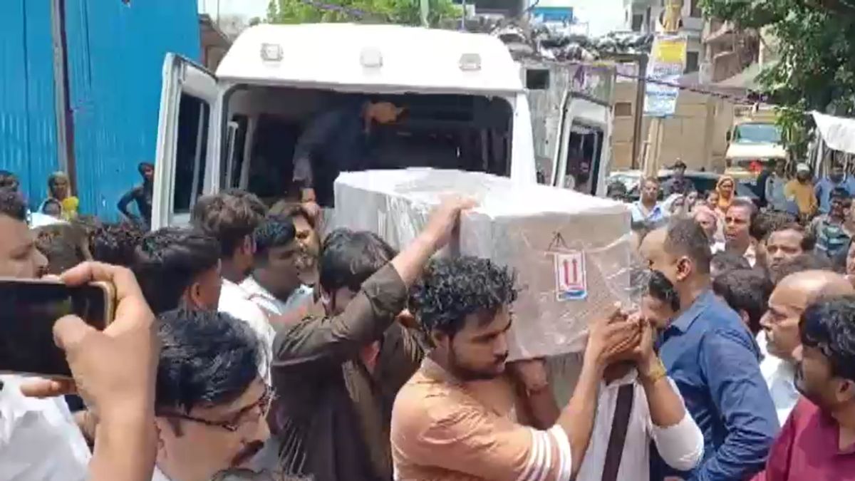 jabalpur accident three family members death delhi mayapuri funeral story