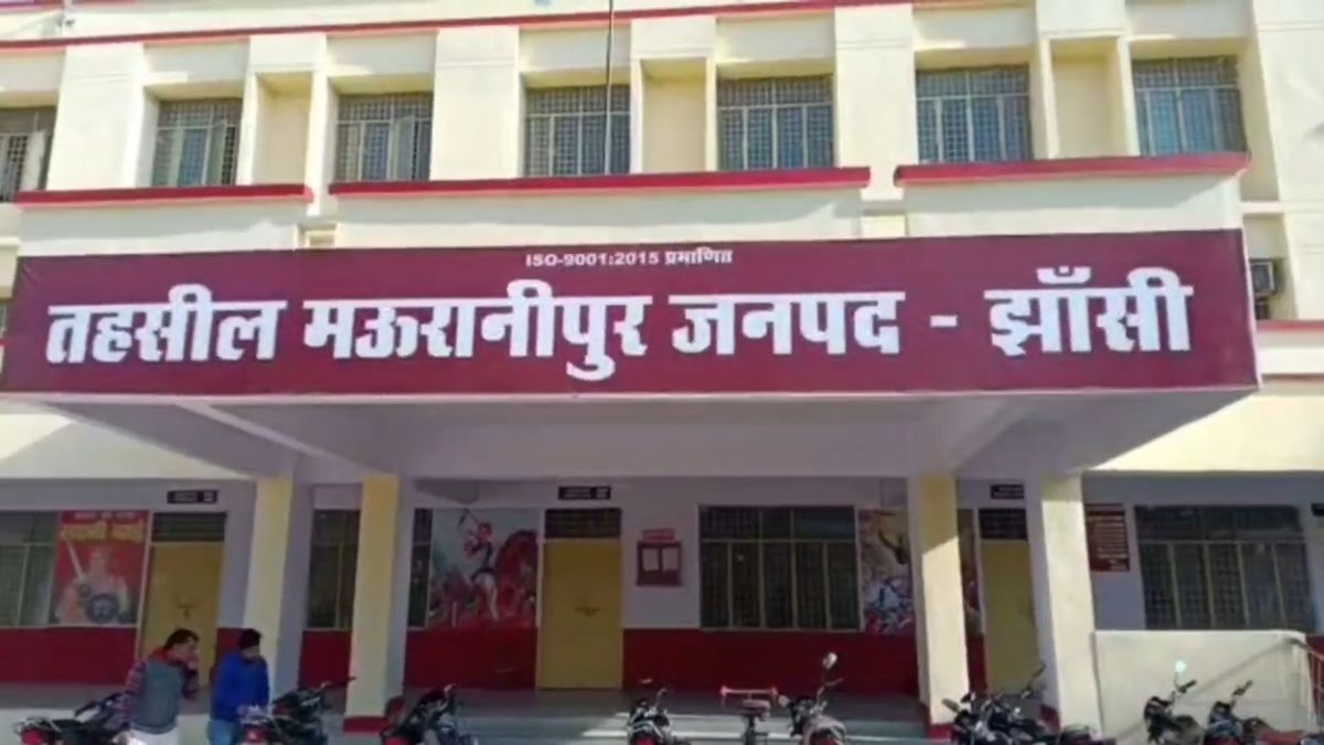 jhansi woman declared dead government records old age pension stopped jhansi woman declared dead government records old age pension stopped