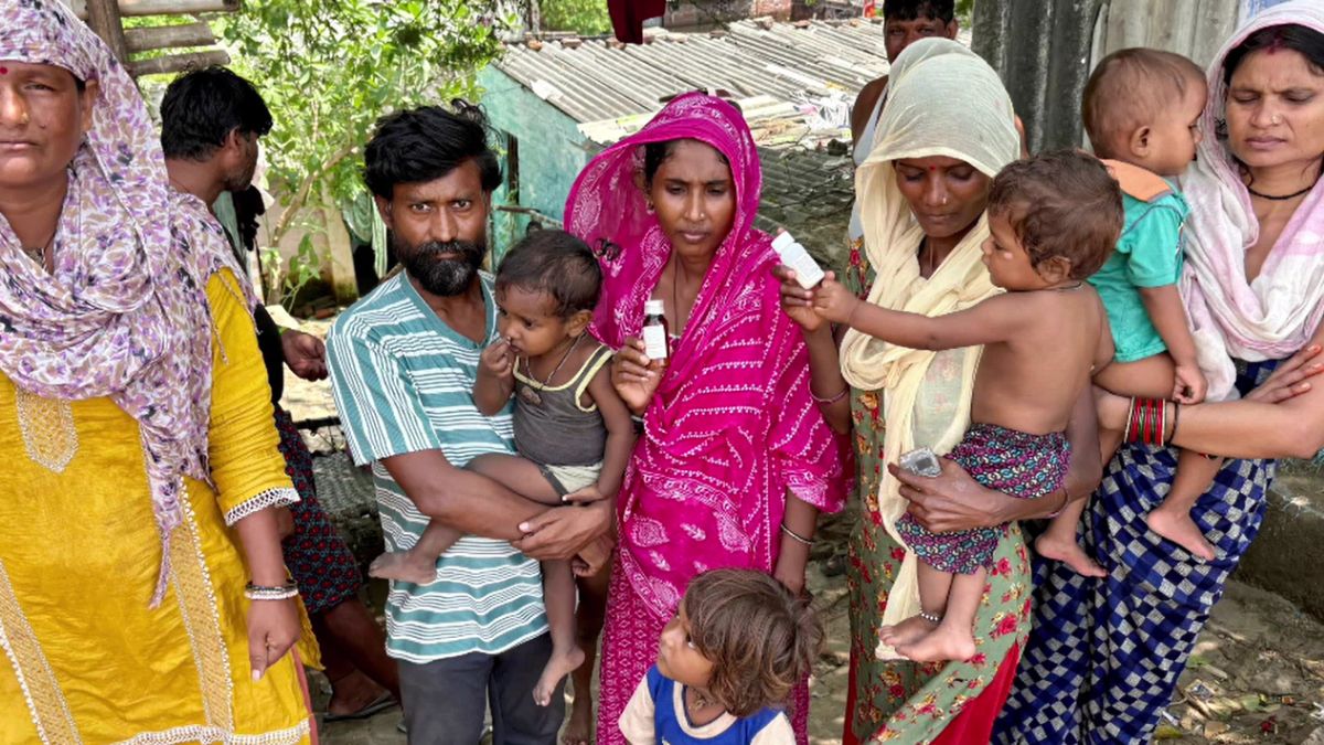 kanpur flood relief children fall ill allegedly expired syrup health team kanpur flood relief children fall ill allegedly expired syrup health team