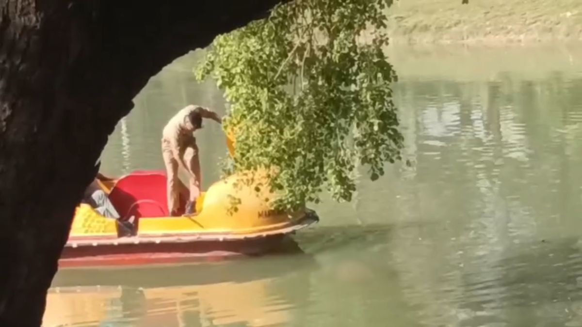 kanpur motijheel lake 14 year old boy body found