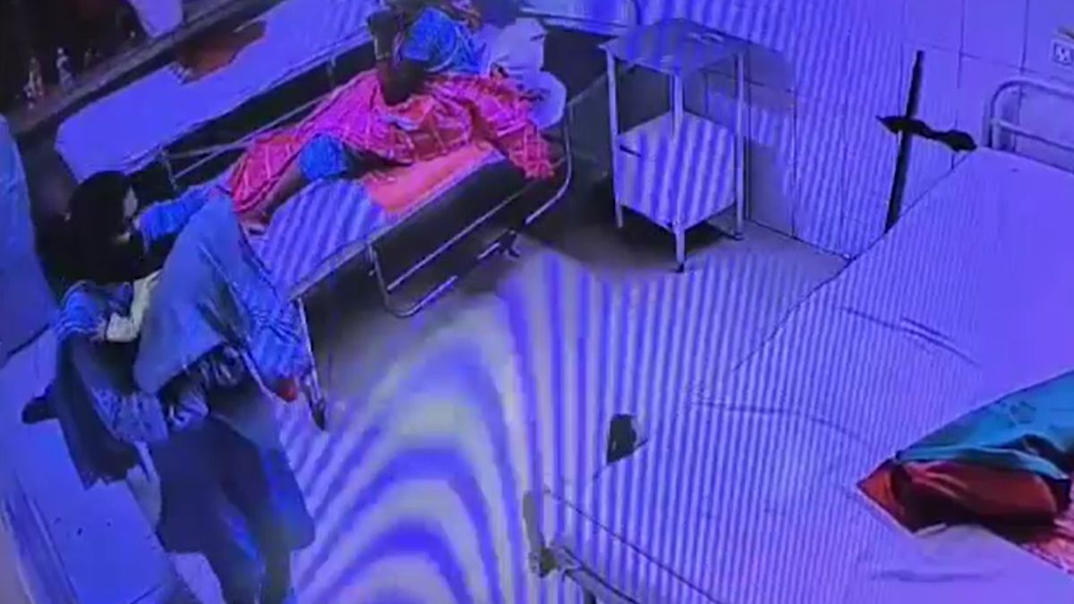 Kanpur SDO Allegedly Getting Newborn Stolen For Rs 5 Lakh Want Son Kanpur SDO Allegedly Getting Newborn Stolen For Rs 5 Lakh Want Son