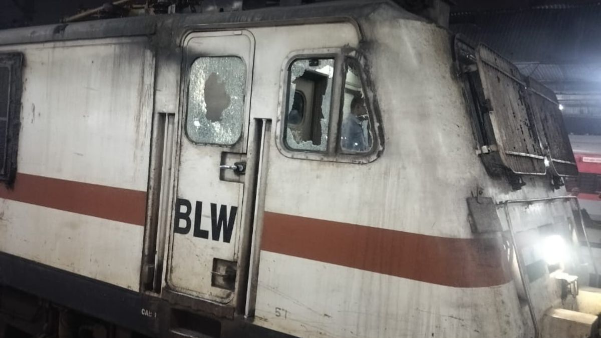 kanpur stone pelting festival special train ahmedabad darbhanga