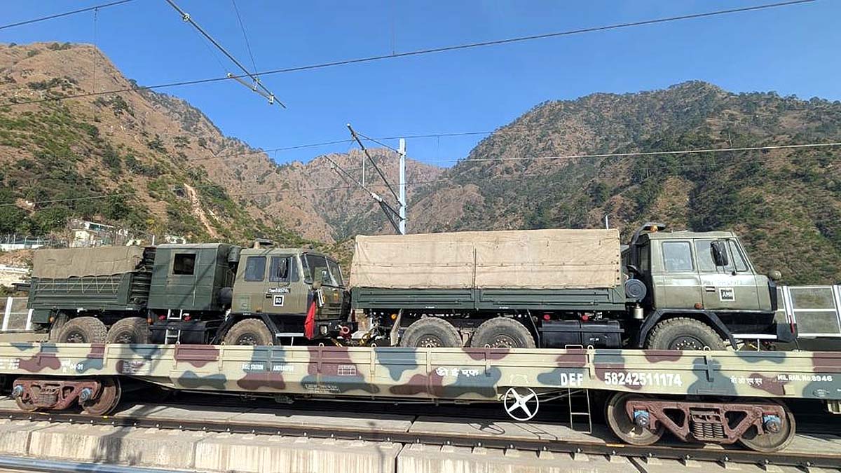 Kashmir Military Train Kashmir Military Train