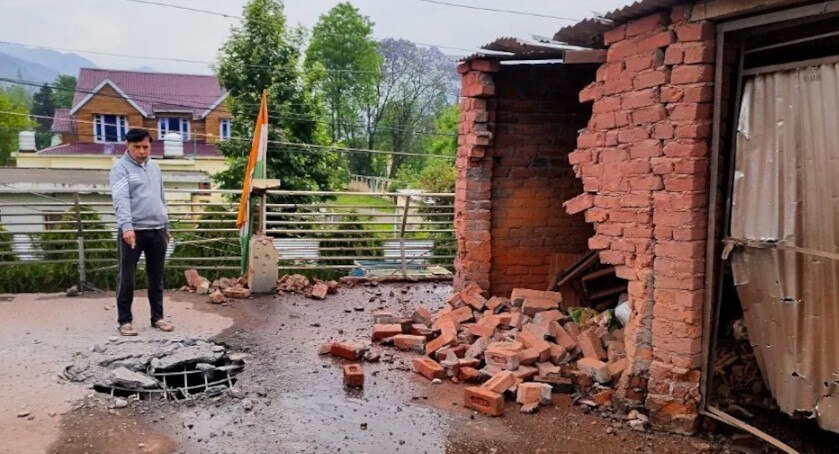 हमले के शिकार आम लोग