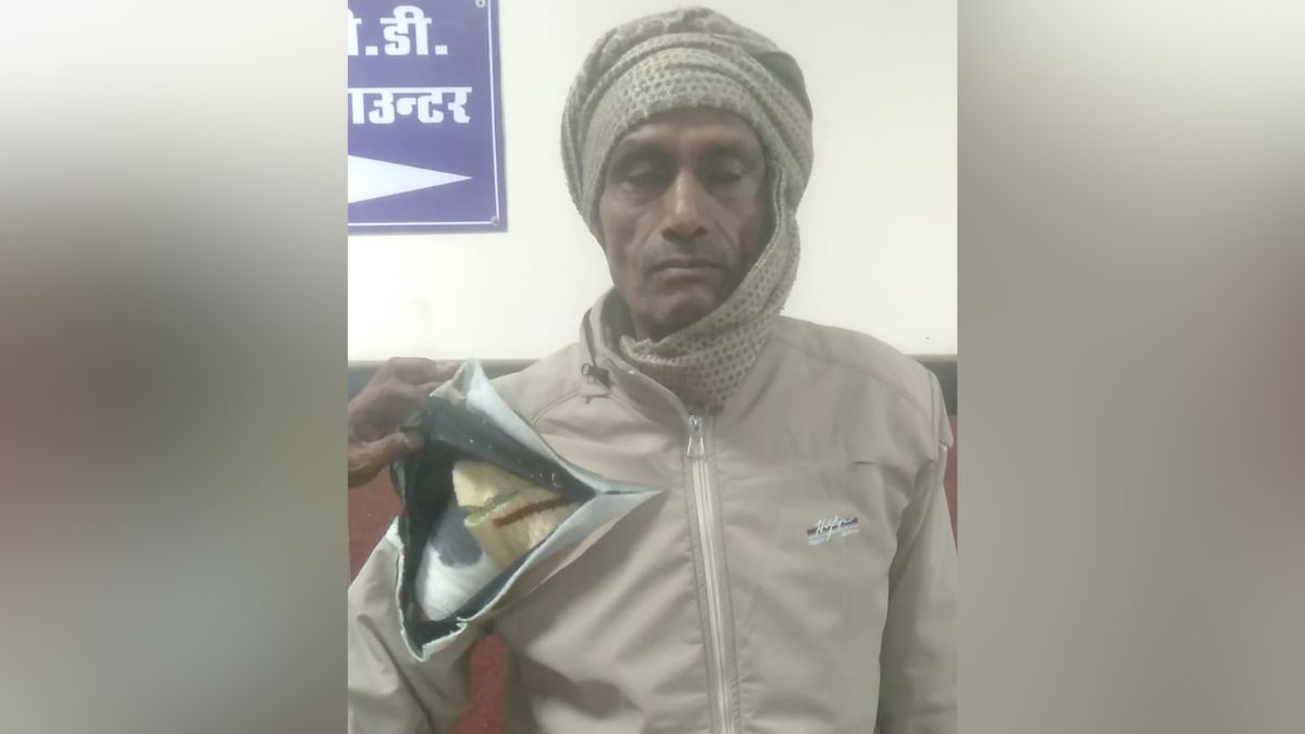 Kota Chinese manjha tore jacket sweater shirt man injured 10 stitches