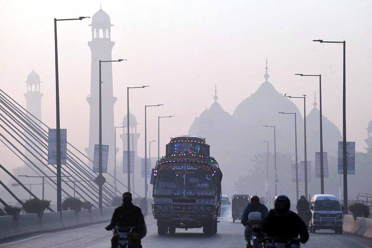 Lahore Pollution AI
