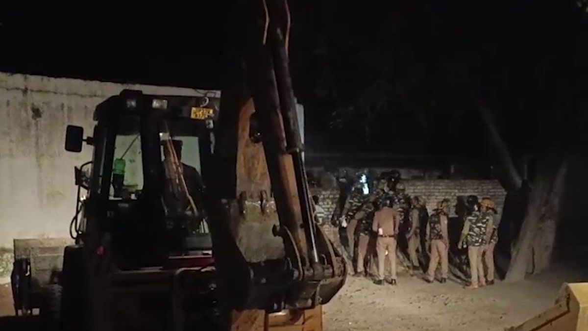 lucknow bulldozer action mosque demolished government land bkt