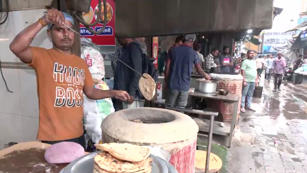 lucknow hotel industry hit gas crisis depends coal wood induction menu