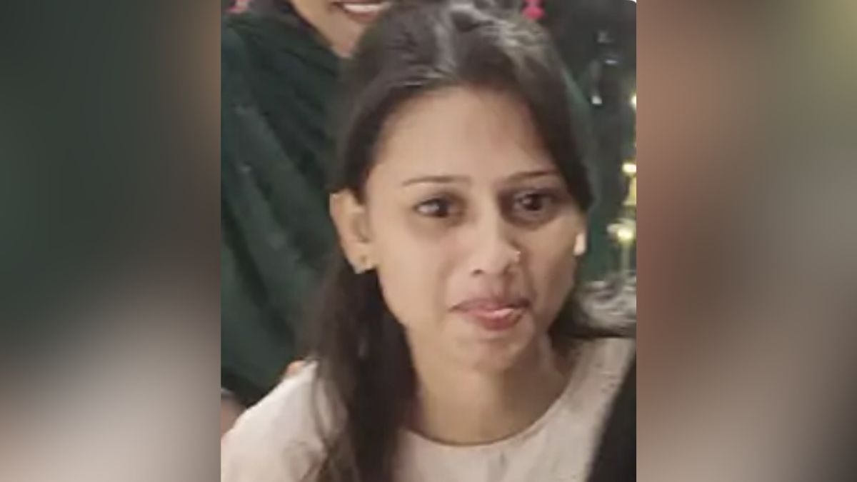lucknow salon manager suicide case video 5 names bulldozer action apartment