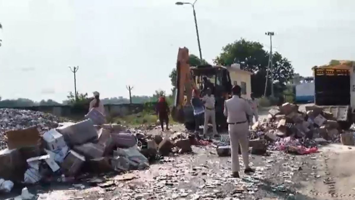 Major action in Gopalganj Bulldozer run over seized liquor worth 75 lakh Major action in Gopalganj Bulldozer run over seized liquor worth 75 lakh