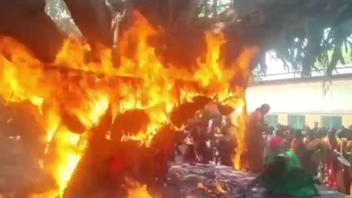 Massive Fire Erupts Suddenly in Banyan Tree During Vat Savitri Puja Chaos