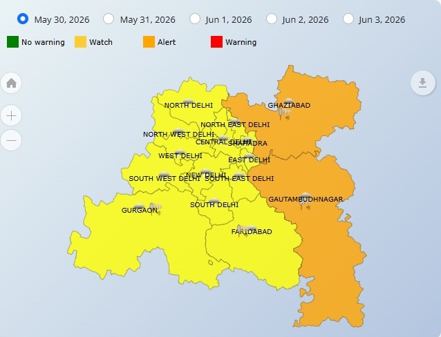 दिल्ली में बदला मौसम