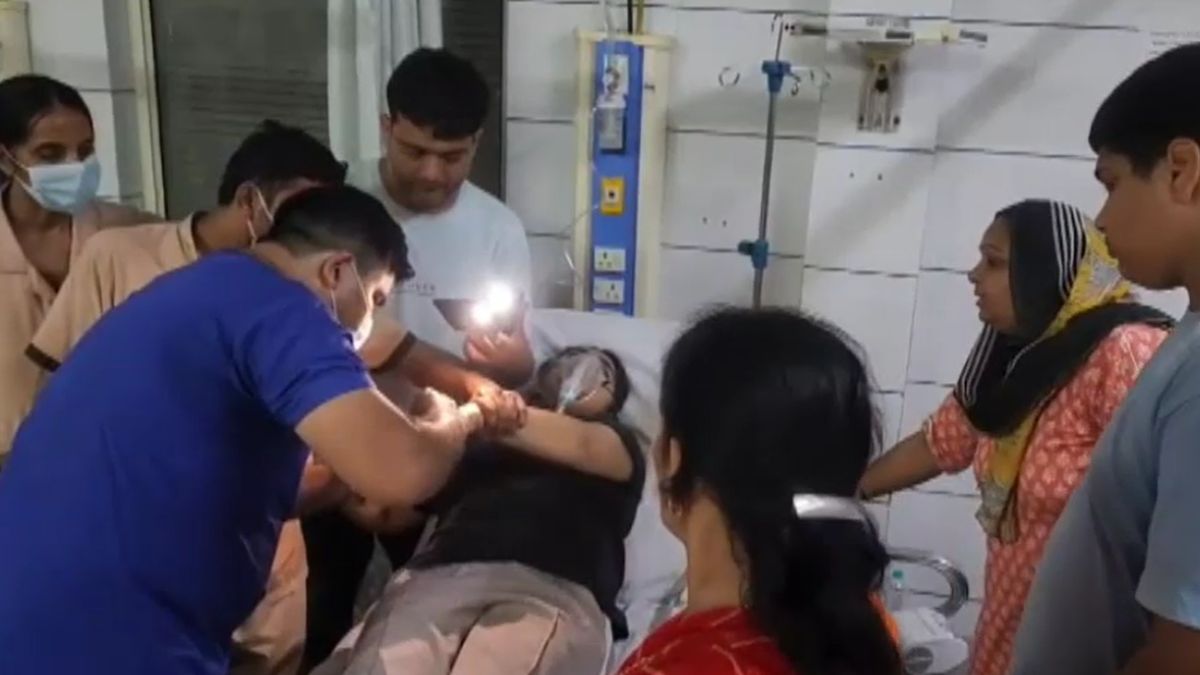 Chlorine gas leak Meerut STP sparks panic area eye irritation breathing difficulties