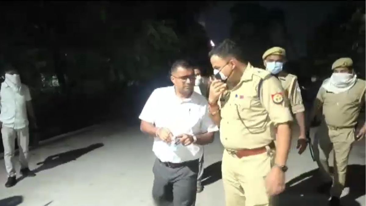 Chlorine gas leak Meerut STP sparks panic area eye irritation breathing difficulties