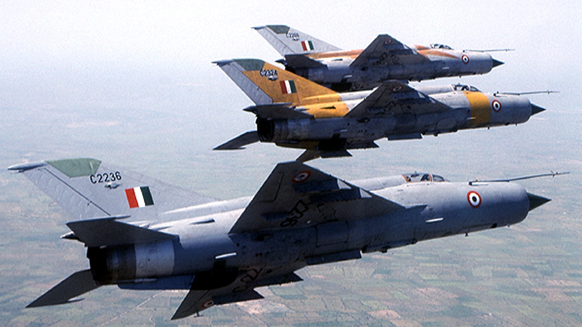 MiG-21 bison fighter jet farewell