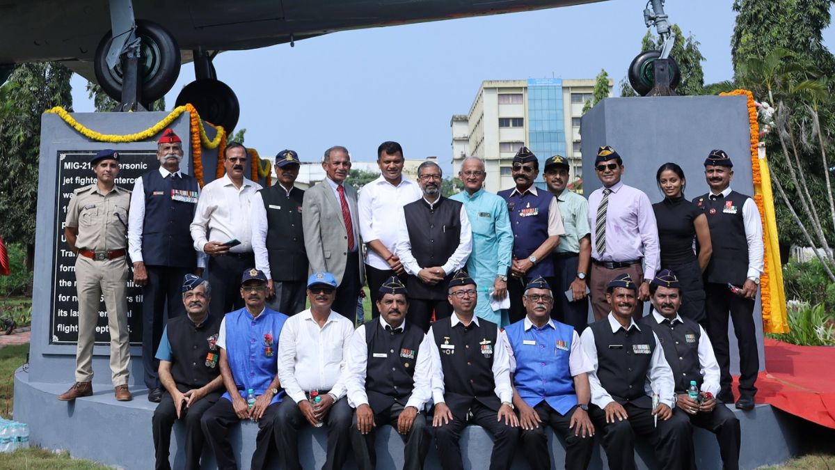 mig 21 that served india from 1965 to kargil installed at nitk surathkal