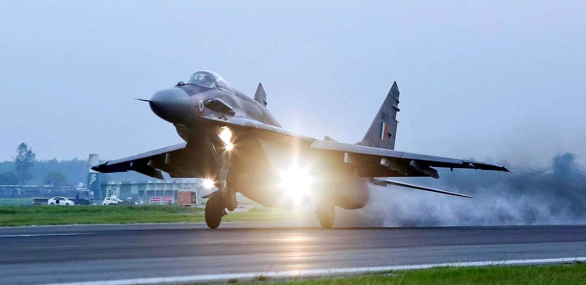 MiG-29K 80mm aero rockets