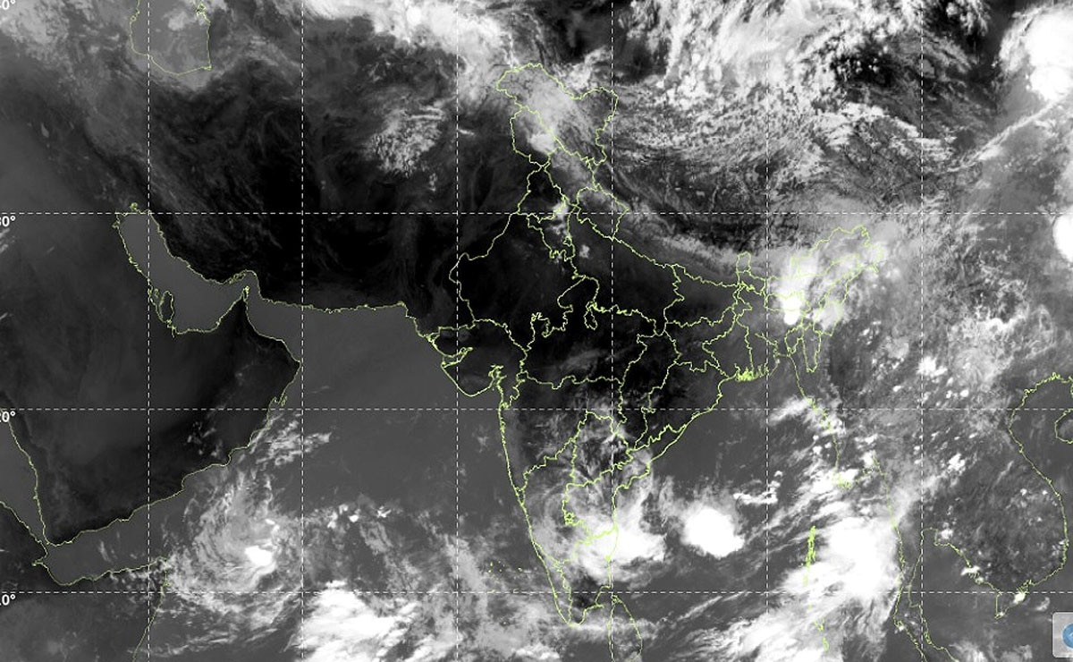 Cloud Over Delhi-NCR