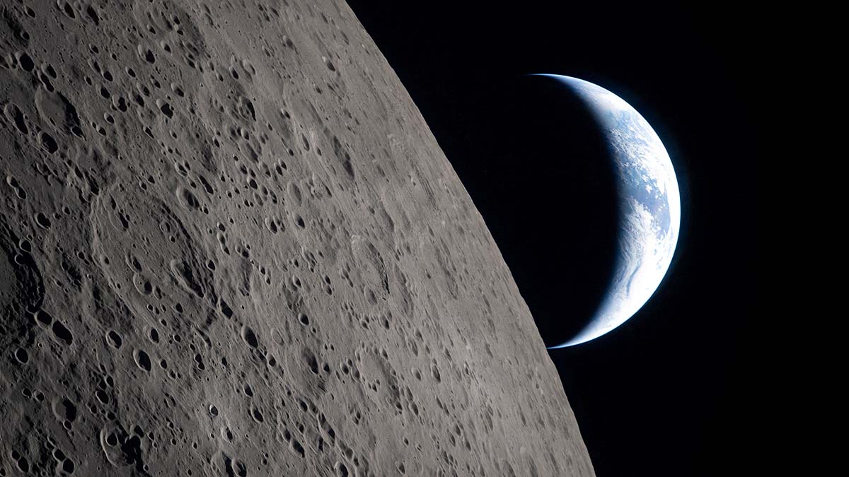 Moon farthest from Earth Moon farthest from Earth