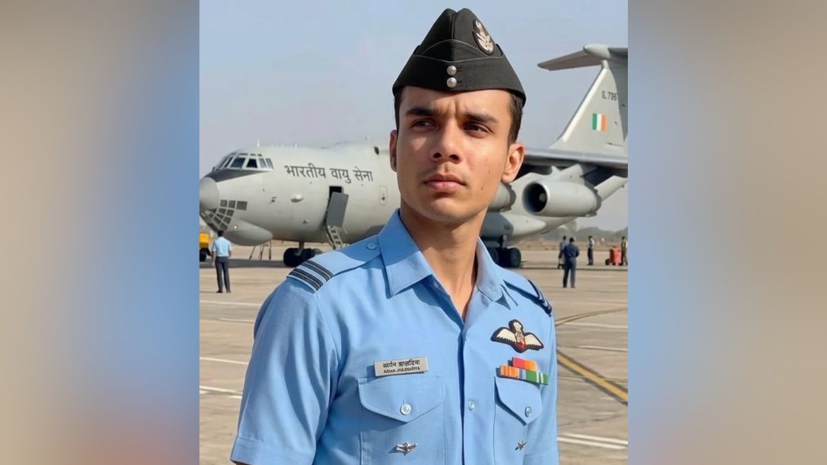 mother screams sisters sobs 22 year old son lay wrapped in Tricolour entire village wept at funeral mother screams sisters sobs 22 year old son lay wrapped in Tricolour entire village wept at funeral