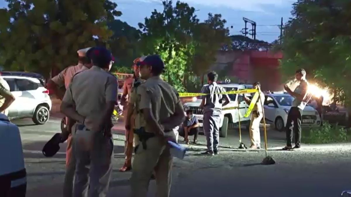 nagpur love triangle man stabbed to death girlfriend party with friend nagpur love triangle man stabbed to death girlfriend party with friend