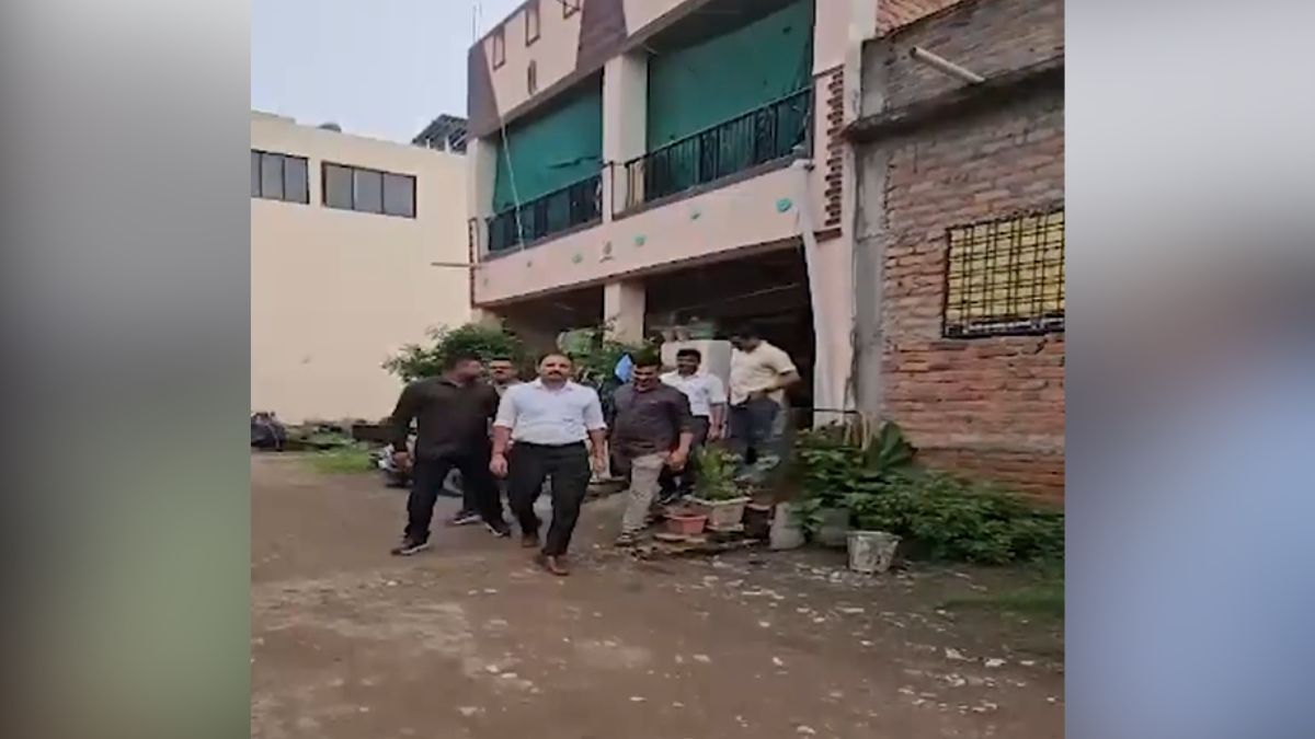 nagpur police bust alleged sex racket in kalamna one woman rescued