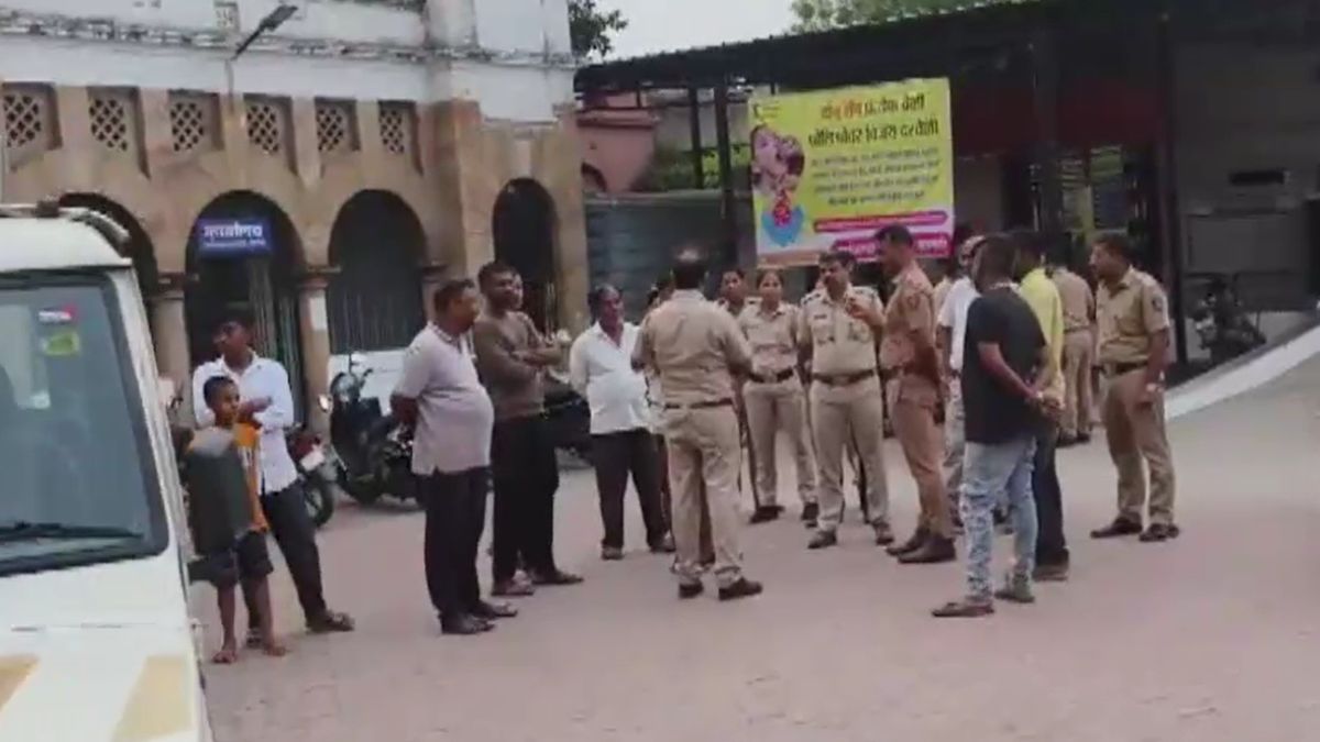 nagpur woman murder day after divorce husband under suspicion police investigation