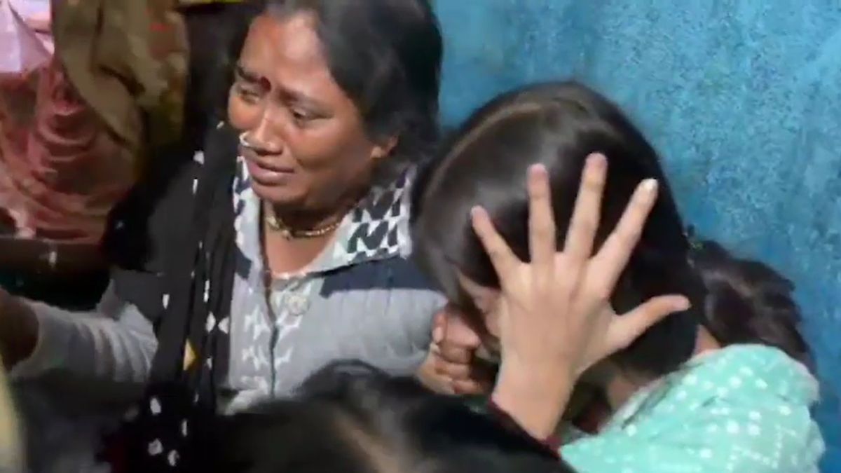 nanded girlfriend applies sindoor dead lover shocking love story