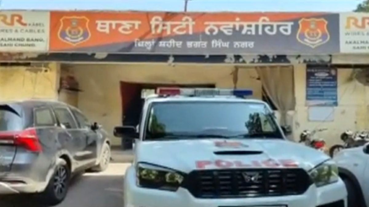 Nawanshahr 45 Year Old Mother Affair Boyfriend Teenage Girl Murder Suitcase